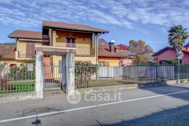 Appartamento in residenziale in Via Per Oriano