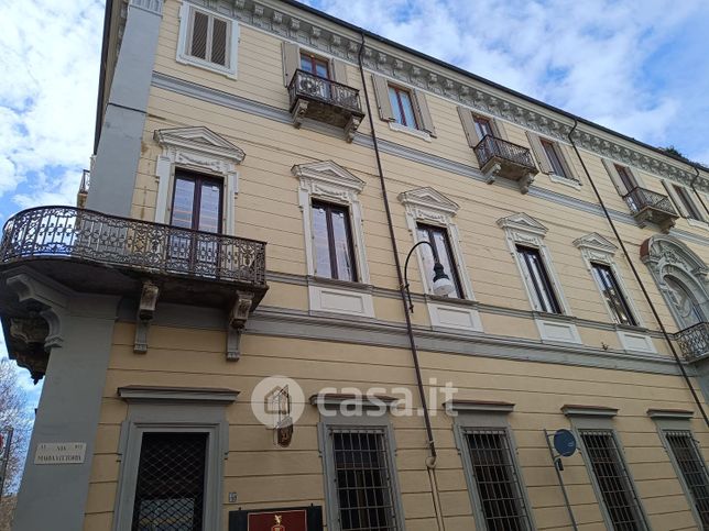 Appartamento in residenziale in Via Maria Vittoria 10