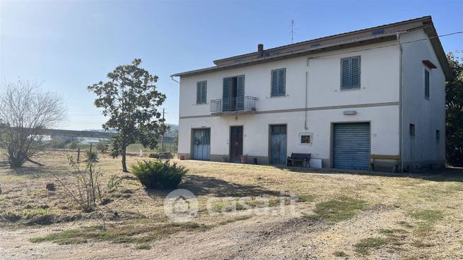 Casa indipendente in residenziale in Via del Collettore 30