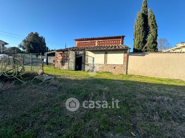 Terreno edificabile in residenziale in Via Volterrana 14