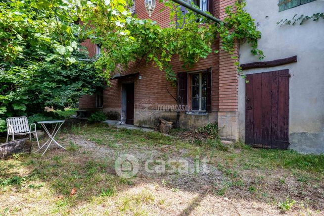 Casa indipendente in residenziale in Via Terre Rosse 97