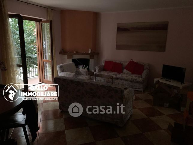 Appartamento in residenziale in Via Giosuè Carducci 69