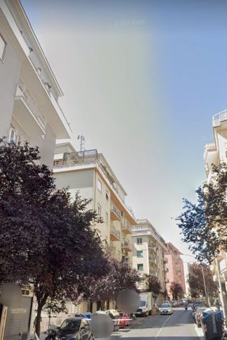 Appartamento in residenziale in Via Edoardo Jenner