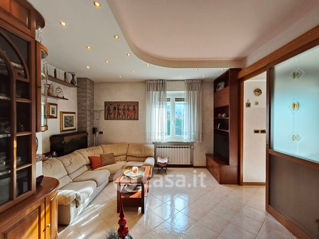 Appartamento in residenziale in Via Federico Seismit Doda 5