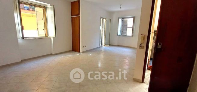 Appartamento in residenziale in Via Orso Mario Corbino
