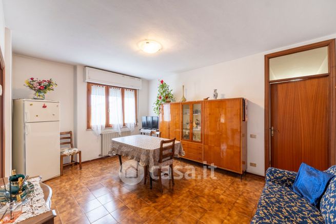 Appartamento in residenziale in Via San Piero e Casato 3