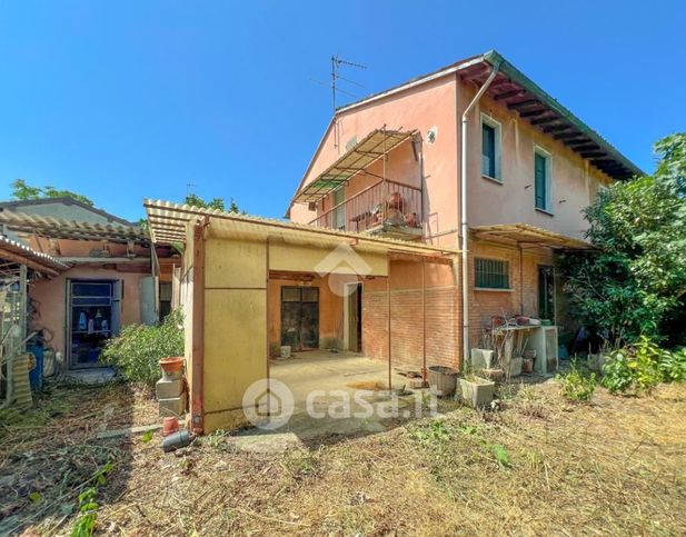 Rustico/casale in residenziale in Colombaia dei Ratti 5