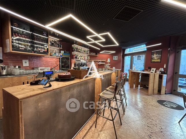 Attivitã /licenza (con o senza mura) in commerciale in Lungadige Galtarossa