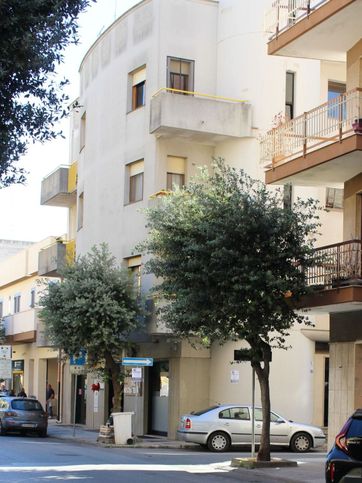 Appartamento in residenziale in Via Virgilio 1