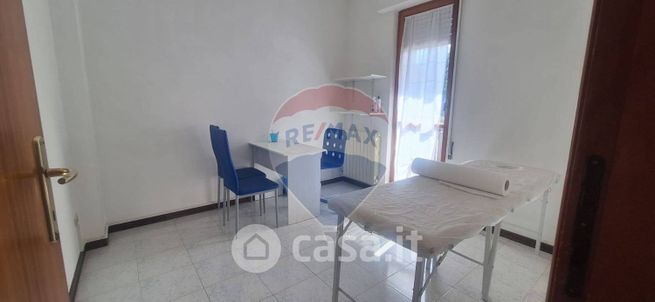 Ufficio in commerciale in