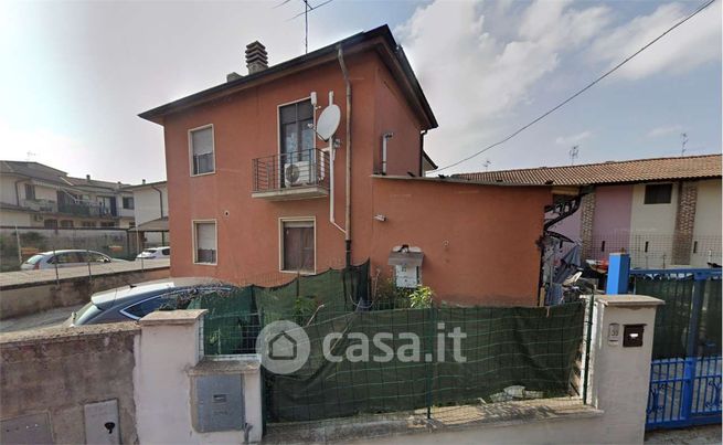 Casa indipendente in residenziale in Via Lambro 39