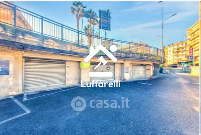 Garage/posto auto in residenziale in Via Nizza