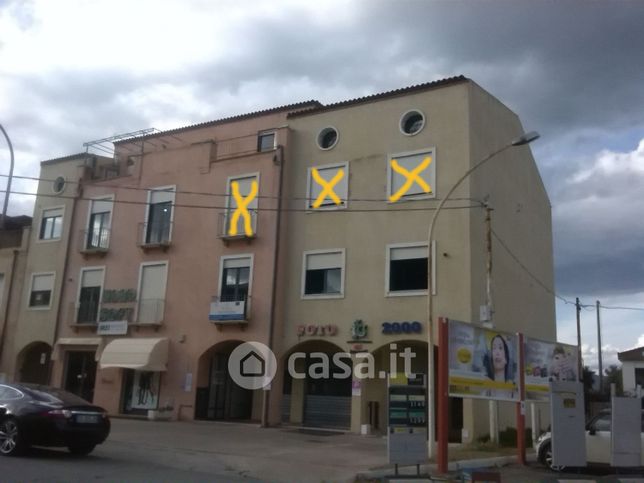 Ufficio in commerciale in 