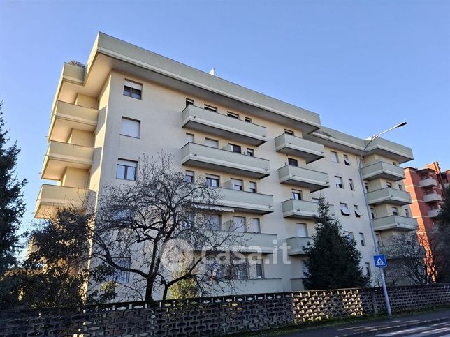 Appartamento in residenziale in Via Verona 19