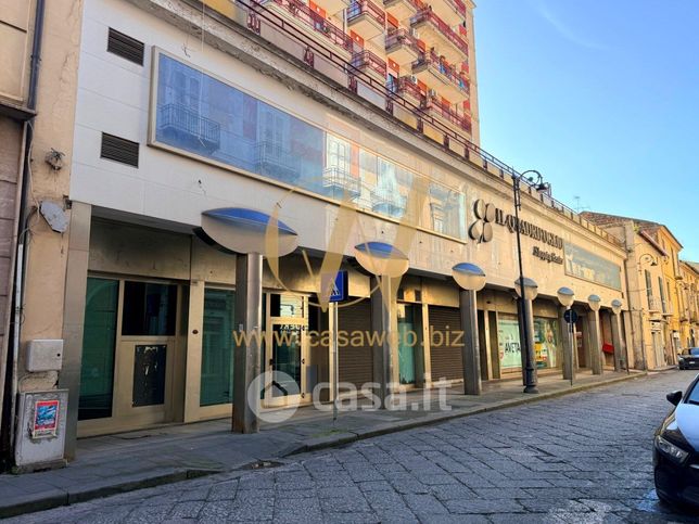 Ufficio in commerciale in Corso Aldo Moro 201