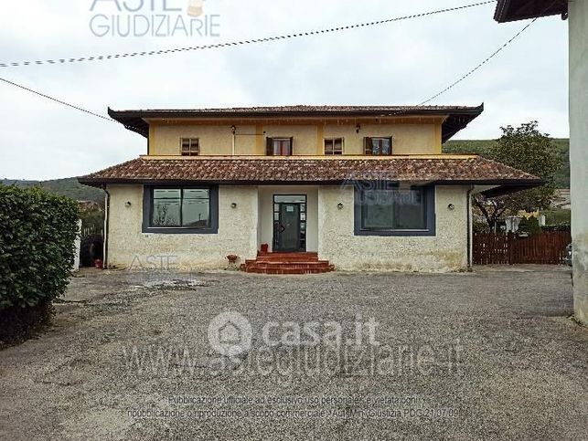 Appartamento in residenziale in Strada Provinciale Tecchiena 56