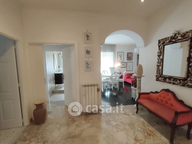 Appartamento in residenziale in Via Fratelli Bandiera 12