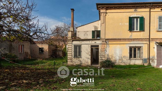 Casa indipendente in residenziale in Via Nazionale 86 -92