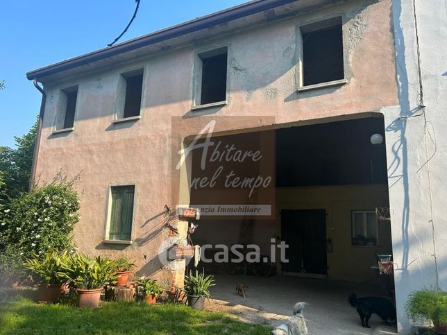 Rustico/casale in residenziale in Via Carbogna