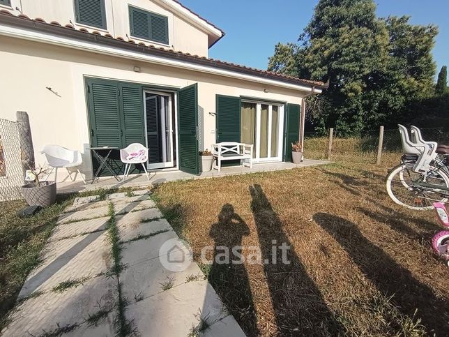 Casa bi/trifamiliare in residenziale in Via Comunale di San Francesco 1086