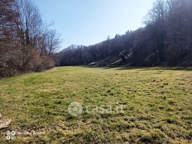 Terreno agricolo in commerciale in 