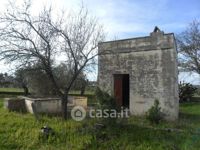 Rustico/casale in residenziale in Strada Comunale Petrosa