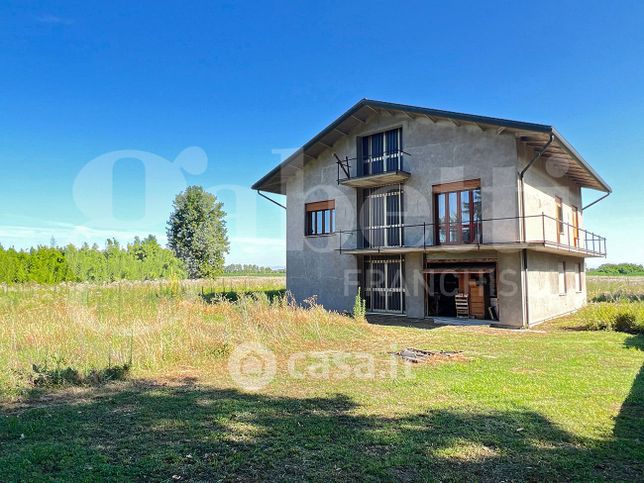 Villa in residenziale in