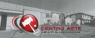 Capannone in commerciale in Via dell'Industria