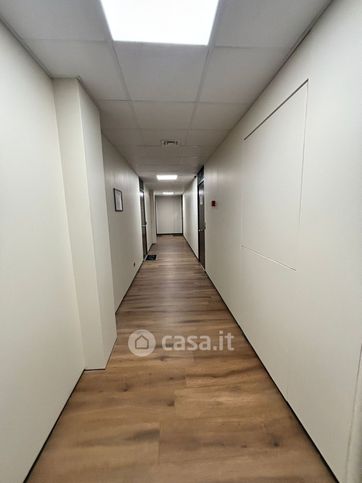 Ufficio in commerciale in Centro Direzionale Isola G1