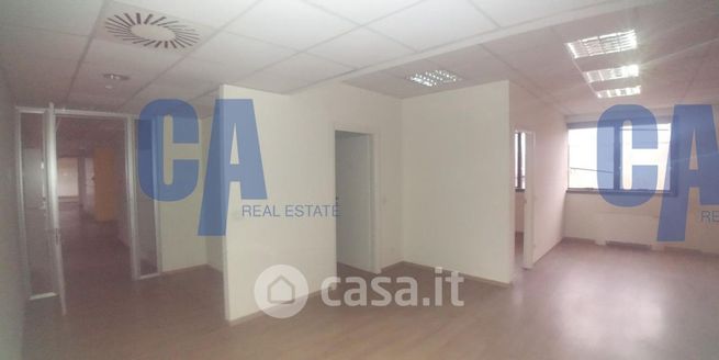 Ufficio in commerciale in Via Giuseppe Rovani