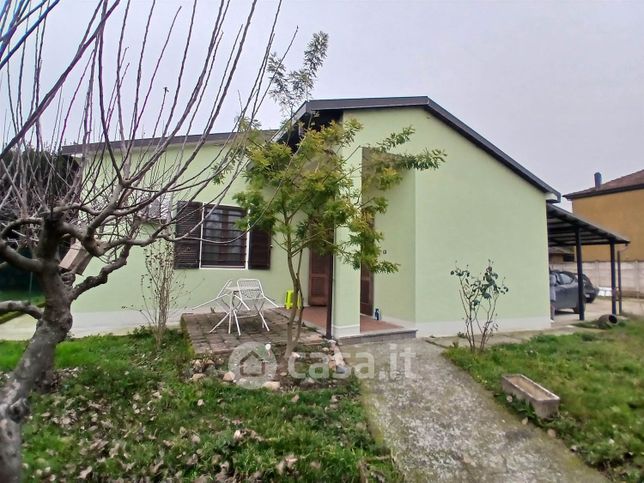 Villa in residenziale in 