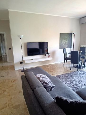 Appartamento in residenziale in Via Alessandro Manzoni