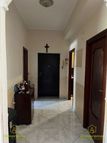 Appartamento in residenziale in Via Positano 10