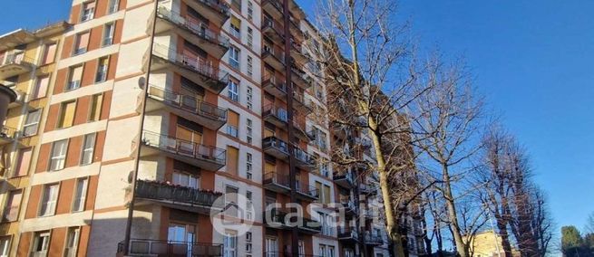 Appartamento in residenziale in Viale Mario Parini 8