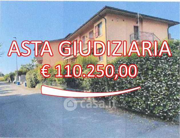 Appartamento in residenziale in Via Dernes 6