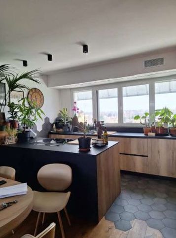 Appartamento in residenziale in Via Luigi Ornato 82