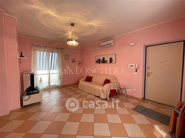Appartamento in residenziale in Via Lelio Basso
