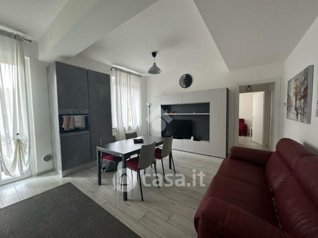 Appartamento in residenziale in Via Umberto Olevano 23