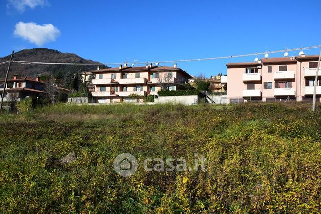 Terreno agricolo in commerciale in Via Cà di Vico