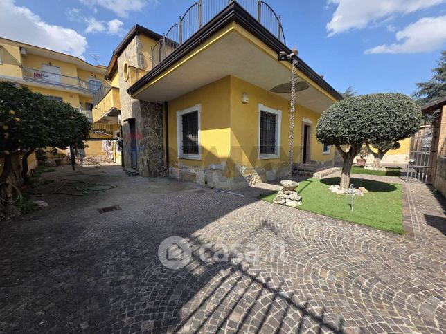 Villa in residenziale in Via Pietro Micca