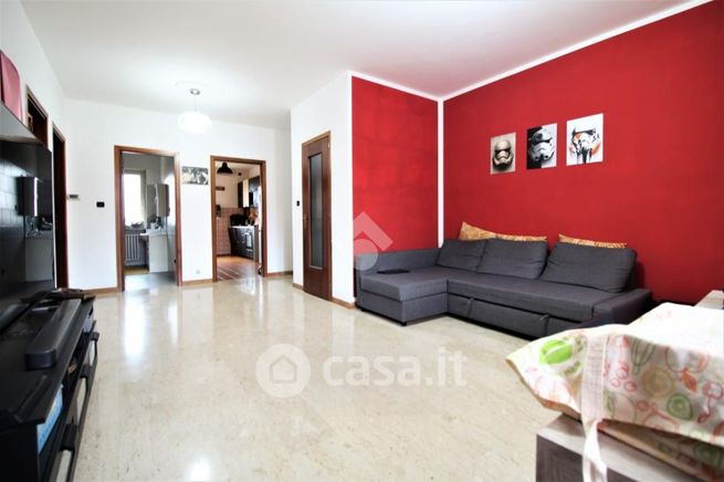 Appartamento in residenziale in Via Faldella 37