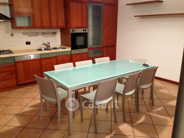 Appartamento in residenziale in Via Casaline 17