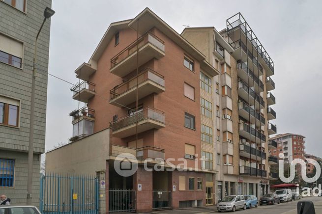 Appartamento in residenziale in Via Giovanni Servais 79