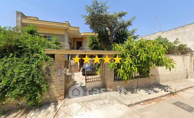 Appartamento in residenziale in Via Neviera