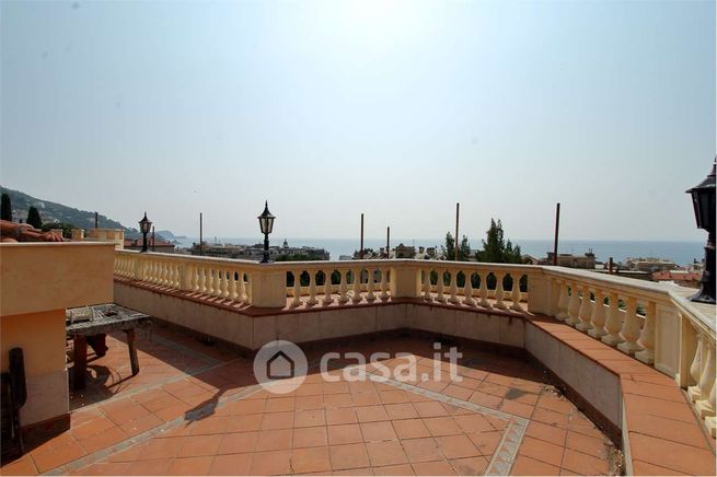 Villa in residenziale in Parco Fuor del Vento