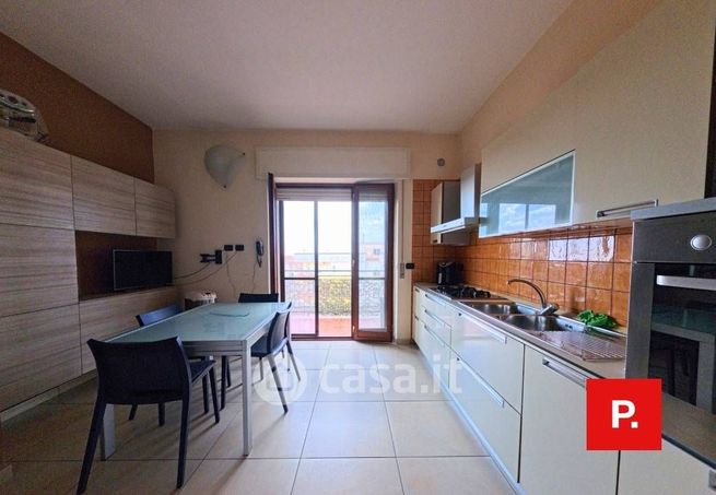 Appartamento in residenziale in Via Mascagni 7