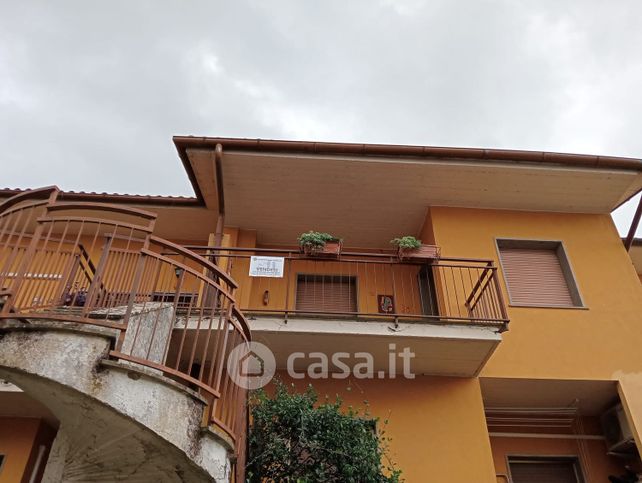 Appartamento in residenziale in Via Isola Martana