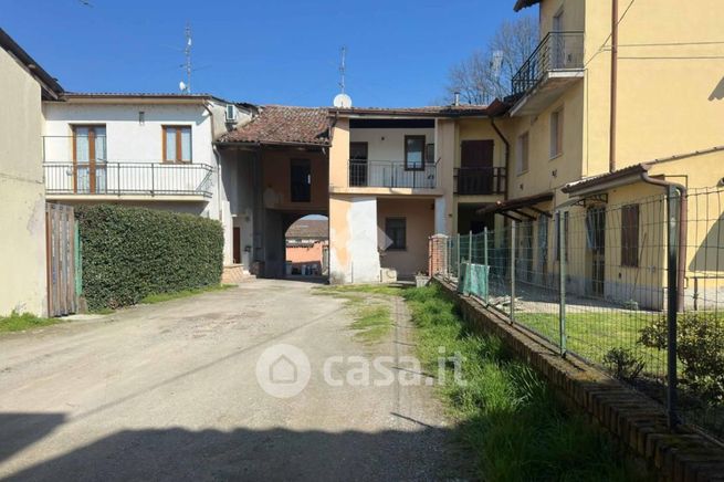 Rustico/casale in residenziale in Via Lodigiani Lelia 21