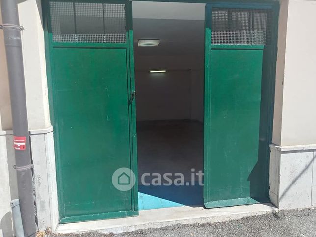 Garage/posto auto in residenziale in Via papa giovanni xxiii