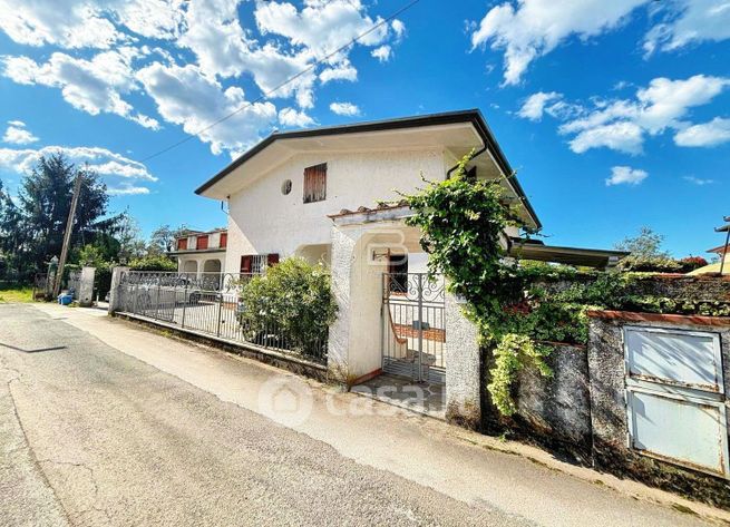 Villa in residenziale in Via Bonazzera